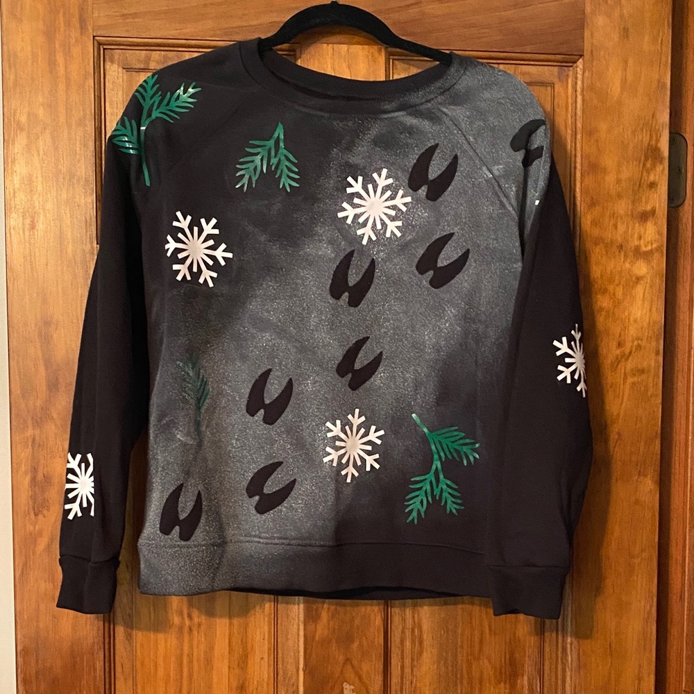 Time and Tru Black and Gray Handmade designed Sweatshirt